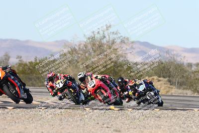 media/Dec-06-2025-CVMA (Sat) [[4a896cc04c]]/Race 4-Formula Middleweight/